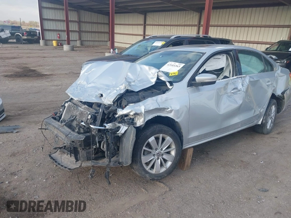 2015 Volkswagen Jetta SE with VIN 3VWD17AJ9FM274069, listed as a IAAI auction lot 42103263 with 76,984 mi miles and . Bid and sale history available at DreamBid. Image 17.