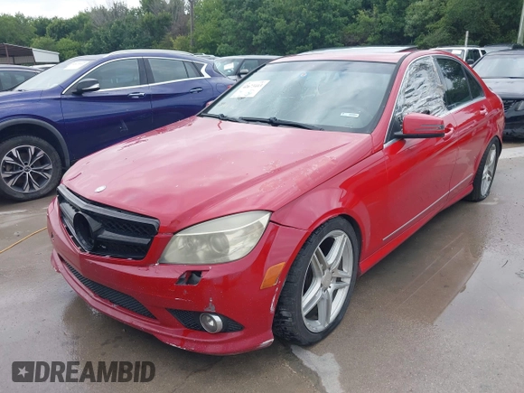 2010 Mercedes-Benz C 300 Sport z VIN WDDGF5EB5AR090186, wystawiony jako IAAI lot #42673413 z przebiegiem 195 799 mil mil oraz . Historia ofert i sprzedaży dostępna na DreamBid. Obrazek 2.
