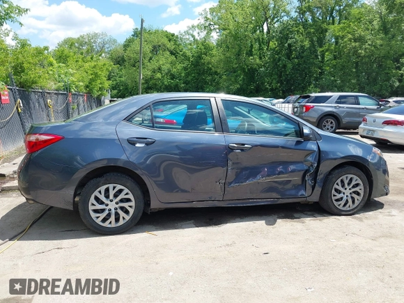 2018 Toyota Corolla L с VIN 5YFBURHE9JP843252, выставлен на аукционе IAAI как лот 42227460 с пробегом 33 576 миль миль и . История ставок и продаж доступна на DreamBid. Изображение 13.
