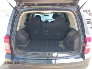 2014 Jeep Patriot Latitude with VIN 1C4NJRFB4ED799037, listed as a IAAI auction lot 42458807 with 105,936 mi miles and . Bid and sale history available at DreamBid. Image 17.