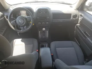 2012 Jeep Patriot Sport with VIN 1C4NJPBA0CD688905, listed as a Copart auction lot 52260265 with 125,146 mi miles and Clean Title. Bid and sale history available at DreamBid. Image 8.
