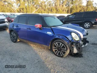 2021 MINI Hardtop 4 Door Cooper S with VIN WMWXU9C04M2N77138, listed as a Copart auction lot 83422584 with 32,370 mi miles and Salvage title. Bid and sale history available at DreamBid. Image 4.