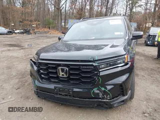 2025 Honda Pilot Black Edition with VIN 5FNYG1H92SB023629, listed as a IAAI auction lot 40957146 with 2,992 mi miles. Bid and sale history available at carsss.com. Image 12.