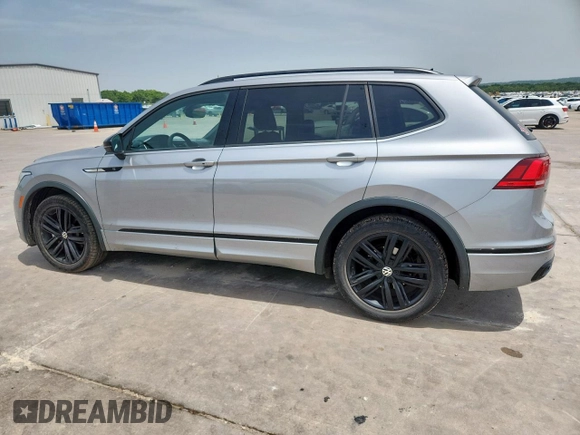 2022 Volkswagen Tiguan SE R-Line Black with VIN 3VVCB7AX5NM016910, listed as a Copart auction lot 57120005 with 54,812 mi miles and Salvage title. Bid and sale history available at DreamBid. Image 2.