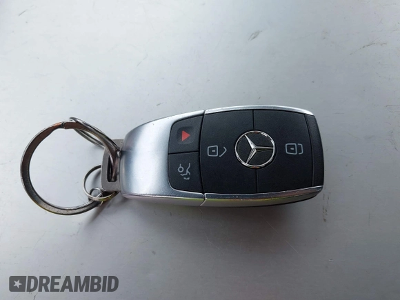 2023 Mercedes-Benz C 300 with VIN W1KWJ8DBXPG117545, listed as a IAAI auction lot 41134596 with 16,665 mi miles and . Bid and sale history available at DreamBid. Image 11.