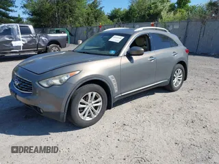 2011 Infiniti FX35 with VIN JN8AS1MW0BM141914, listed as a IAAI auction lot 42151160 with 211,708 mi miles. Bid and sale history available at carsss.com. Image 2.