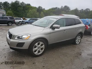 2013 Volvo XC60 3.2L z VIN YV4940DZ3D2451757, wystawiony jako Copart lot #58147575 z przebiegiem 86 021 mil mil oraz Czysty tytuł • Clean title. Historia ofert i sprzedaży dostępna na DreamBid. Obrazek 1.