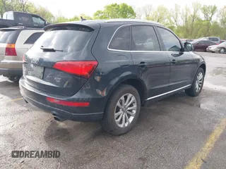 2013 Audi Q5 Premium Plus z VIN WA1LFAFP4DA077910, wystawiony jako IAAI lot #42048726 z przebiegiem 154 479 mil mil oraz . Historia ofert i sprzedaży dostępna na DreamBid. Obrazek 4.