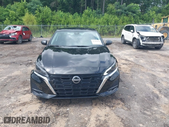 2025 Nissan Altima SV z VIN 1N4BL4DV9SN375653, wystawiony jako IAAI lot #42509470 z przebiegiem 6 362 mil mil oraz . Historia ofert i sprzedaży dostępna na DreamBid. Obrazek 12.