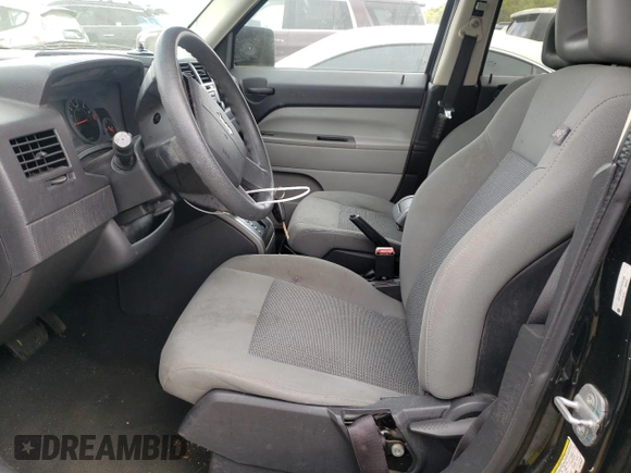 2007 Jeep Patriot Sport with VIN 1J8FT28W37D378394, listed as a Copart auction lot 51104535 with 196,748 mi miles and Salvage Title. Bid and sale history available at DreamBid. Image 7.