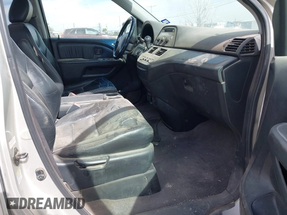 2005 Honda Odyssey TOURING with VIN 5FNRL38895B060605, listed as a IAAI auction lot 41809330 with 228,487 mi miles. Bid and sale history available at carsss.com. Image 5.