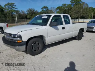2000 Chevrolet Silverado 1500 with VIN 2GCEC19WXY1380555, listed as a Copart auction lot 41384365 with 244,927 mi miles and Clean Title. Bid and sale history available at DreamBid. Image 1.