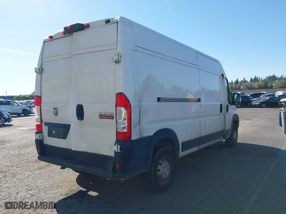 2021 Ram ProMaster Cargo Van with VIN 3C6LRVDG1ME523121, listed as a IAAI auction lot 42076794 with 91,589 mi miles. Bid and sale history available at carsss.com. Image 4.