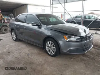 2013 Volkswagen Jetta SE with VIN 3VWDX7AJ9DM436147, listed as a IAAI auction lot 42460907 with 140,656 mi miles and . Bid and sale history available at DreamBid. Image 1.