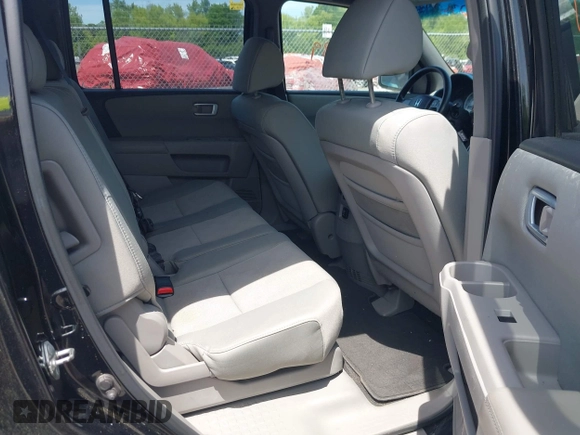 2010 Honda Pilot LX z VIN 5FNYF4H26AB020089, wystawiony jako IAAI lot #42367789 z przebiegiem 198 407 mil mil oraz . Historia ofert i sprzedaży dostępna na DreamBid. Obrazek 8.