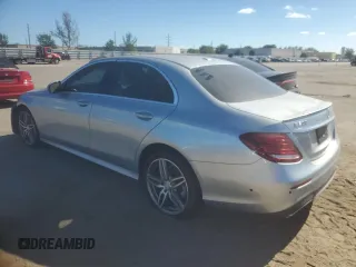 2017 Mercedes-Benz E-Class E 300 Luxury with VIN WDDZF4JB1HA210437, listed as a Copart auction lot 82718854 with 0 mi miles and Clean Title. Bid and sale history available at carsss.com. Image 2.