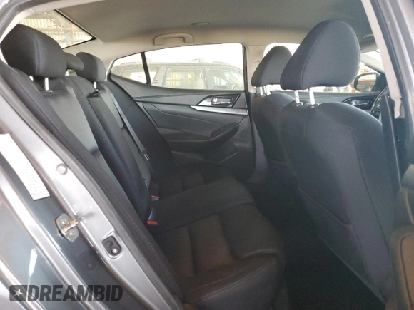 2016 Nissan Maxima Platinum with VIN 1N4AA6AP1GC425497, listed as a Copart auction lot 63340805 with 133,248 mi miles and Salvage title. Bid and sale history available at DreamBid. Image 10.