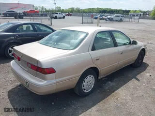 1998 Toyota Camry LE with VIN 4T1BG22K2WU230909, listed as a IAAI auction lot 42088426 with 178,488 mi miles. Bid and sale history available at carsss.com. Image 4.