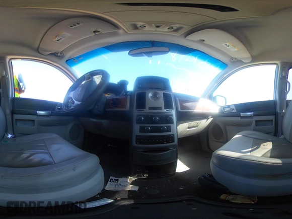 2008 Chrysler Town & Country Touring with VIN 2A8HR54P68R787835, listed as a IAAI auction lot 42057078 with Not Provided miles and . Bid and sale history available at carsss.com. Image 18.