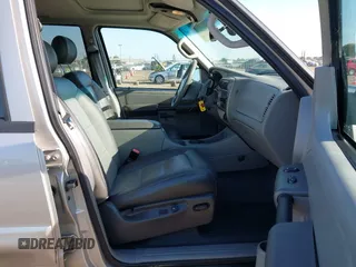 2003 Ford Explorer Sport Trac XLS z VIN 1FMZU77E13UC70465, wystawiony jako IAAI lot #42079056 z przebiegiem 123 046 mil mil oraz . Historia ofert i sprzedaży dostępna na DreamBid. Obrazek 5.