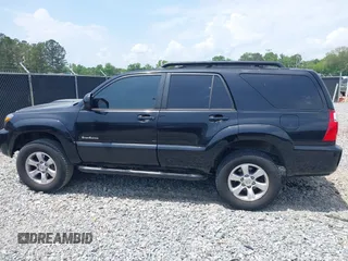 2006 Toyota 4Runner SR5 with VIN JTEZU14R068041163, listed as a IAAI auction lot 42062193 with 186,723 mi miles and . Bid and sale history available at DreamBid. Image 14.