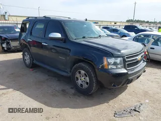 2011 Chevrolet Tahoe LT with VIN 1GNSCBE00BR346625, listed as a IAAI auction lot 41556902 with 188,349 mi miles and . Bid and sale history available at DreamBid. Image 1.