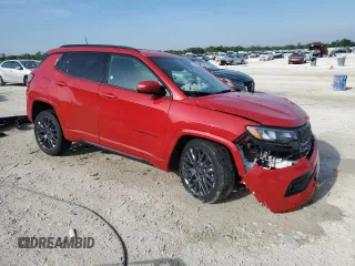2023 Jeep Compass Limited with VIN 3C4NJDCN1PT543923, listed as a Copart auction lot 50697685 with 30,746 mi miles and Non Repairable. Bid and sale history available at DreamBid. Image 4.