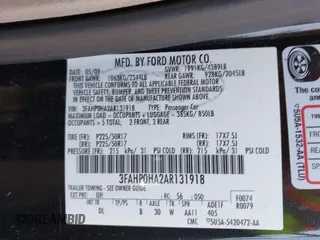 2010 Ford Fusion SE z VIN 3FAHP0HA2AR131918, wystawiony jako IAAI lot #42678902 z przebiegiem 180 828 mil mil oraz . Historia ofert i sprzedaży dostępna na DreamBid. Obrazek 9.