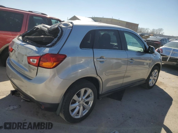 2015 Mitsubishi Outlander SE with VIN 4A4AP4AU3FE006050, listed as a Copart auction lot 49729755 with 106,276 mi miles and Salvage title. Bid and sale history available at DreamBid. Image 3.