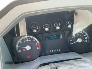 2013 Ford F-250 XL with VIN 1FDBF2B60DEA26915, listed as a IAAI auction lot 42674430 with 111,183 mi miles and . Bid and sale history available at DreamBid. Image 20.
