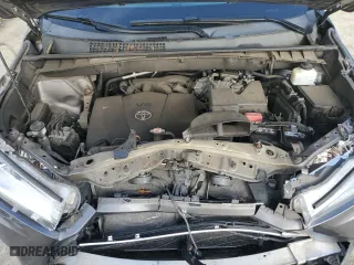 2018 Toyota Highlander LE with VIN 5TDBZRFH6JS821036, listed as a Copart auction lot 47576545 with 73,101 mi miles and Salvage Title. Bid and sale history available at carsss.com. Image 12.