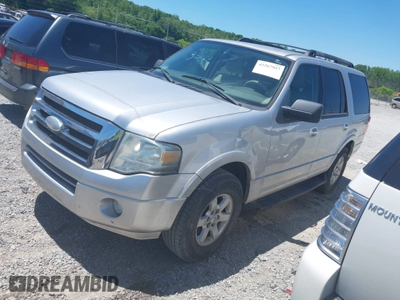2010 Ford Expedition SSV with VIN 1FMJU1F53AEA15092, listed as a IAAI auction lot 42267927 with 228,845 mi miles and . Bid and sale history available at DreamBid. Image 2.
