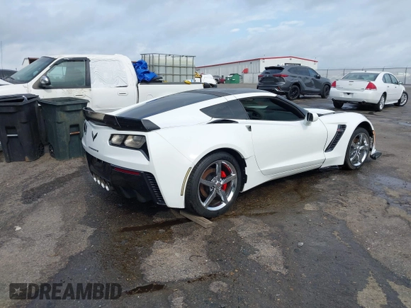 2014 Chevrolet Corvette 2LT z VIN 1G1YD2D7XE5116688, wystawiony jako IAAI lot #42063180 z przebiegiem Nie podano mil oraz . Historia ofert i sprzedaży dostępna na DreamBid. Obrazek 4.