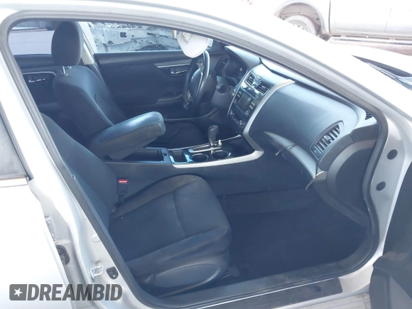 2014 Nissan Altima S with VIN 1N4AL3AP1EC187530, listed as a IAAI auction lot 41852300 with 183,127 mi miles and . Bid and sale history available at DreamBid. Image 5.