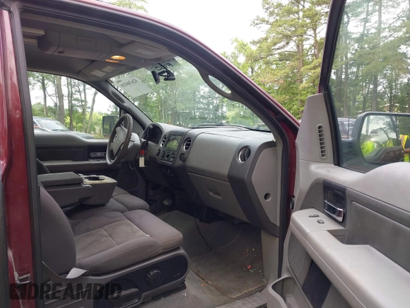 2004 Ford F-150 XLT with VIN 1FTPX14544NC22278, listed as a IAAI auction lot 42636020 with 144,315 mi miles and . Bid and sale history available at DreamBid. Image 5.