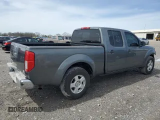 2007 Nissan Frontier SE z VIN 1N6AD09U57C437268, wystawiony jako Copart lot #49835405 z przebiegiem 145 232 mil mil oraz Szkoda całkowita • Salvage title. Historia ofert i sprzedaży dostępna na DreamBid. Obrazek 3.