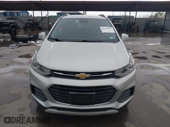 2021 Chevrolet Trax LT with VIN KL7CJPSM4MB374198, listed as a IAAI auction lot 41190073 with 68,733 mi miles and . Bid and sale history available at DreamBid. Image 6.