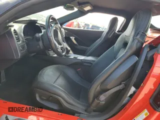 2014 Chevrolet Corvette 1LT z VIN 1G1YB3D70E5112838, wystawiony jako Copart lot #53850505 z przebiegiem Nie podano mil oraz Szkoda całkowita • Salvage title. Historia ofert i sprzedaży dostępna na DreamBid. Obrazek 7.
