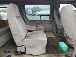 2003 GMC Savana Commercial C6Y with VIN 1GDFG15T731207204, listed as a Copart auction lot 45382135 with 159,886 mi miles and Salvage Title. Bid and sale history available at carsss.com. Image 11.