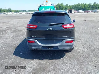 2015 Jeep Cherokee Sport z VIN 1C4PJMAB8FW610348, wystawiony jako IAAI lot #42532550 z przebiegiem 157 293 mil mil oraz . Historia ofert i sprzedaży dostępna na DreamBid. Obrazek 16.