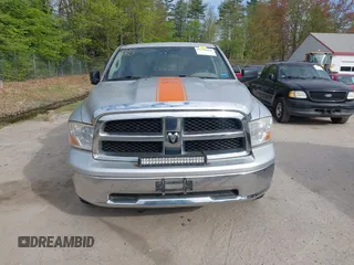 2009 Dodge 1500 SLT z VIN 1D3HV13T59S761955, wystawiony jako IAAI lot #42278950 z przebiegiem 139 017 mil mil oraz . Historia ofert i sprzedaży dostępna na DreamBid. Obrazek 12.
