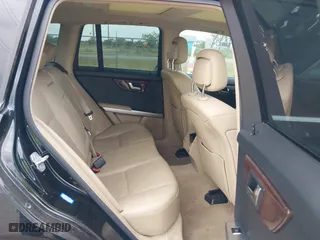 2011 Mercedes-Benz GLK-Class GLK 350 with VIN WDCGG5GB0BF575949, listed as a IAAI auction lot 41852705 with 139,441 mi miles. Bid and sale history available at carsss.com. Image 8.