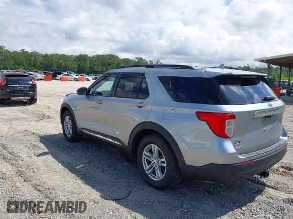 2020 Ford Explorer XLT z VIN 1FMSK7DH9LGB46593, wystawiony jako IAAI lot #42155086 z przebiegiem 90 698 mil mil oraz . Historia ofert i sprzedaży dostępna na DreamBid. Obrazek 3.