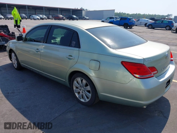 2007 Toyota Avalon XL with VIN 4T1BK36B67U252394, listed as a IAAI auction lot 41978589 with 256,359 mi miles. Bid and sale history available at carsss.com. Image 3.