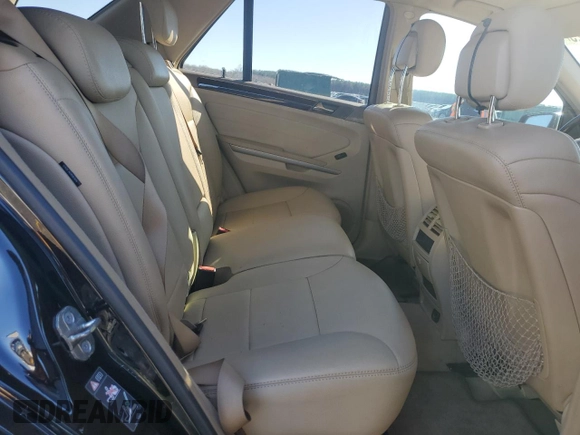 2011 Mercedes-Benz M 350 z VIN 4JGBB5GB5BA709586, wystawiony jako Copart lot #87507525 z przebiegiem 236 833 mil mil oraz Szkoda całkowita • Salvage title. Historia ofert i sprzedaży dostępna na DreamBid. Obrazek 10.