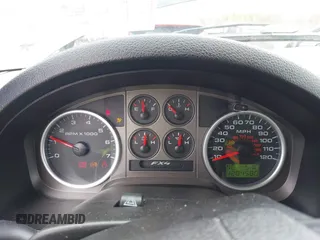 2005 Ford F-150 XLT with VIN 1FTPX14525FA14833, listed as a IAAI auction lot 41710410 with 120,458 mi miles. Bid and sale history available at carsss.com. Image 7.