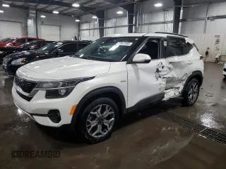 2022 Kia Seltos EX z VIN KNDERCAA5N7245525, wystawiony jako Copart lot #47647385 z przebiegiem 49 889 mil mil oraz Szkoda całkowita • Salvage title. Historia ofert i sprzedaży dostępna na DreamBid. Obrazek 1.