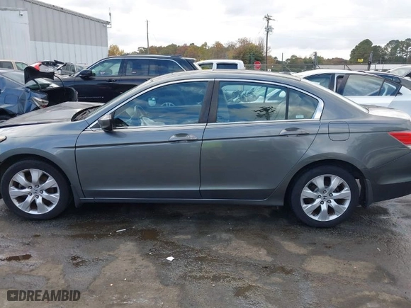 2009 Honda Accord Sdn EX-L with VIN 1HGCP26859A072967, listed as a IAAI auction lot 40782804 with 191,086 mi miles. Bid and sale history available at carsss.com. Image 14.