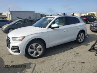 2021 Audi Q5 Prestige z VIN WA1CAAFY5M2033786, wystawiony jako Copart lot #53921355 z przebiegiem 30 628 mil mil oraz Szkoda całkowita • Salvage title. Historia ofert i sprzedaży dostępna na DreamBid. Obrazek 1.