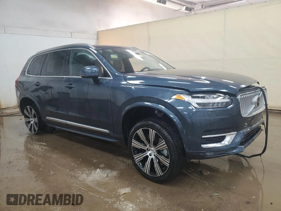 2025 Volvo XC90 Plus with VIN YV4062PE1S1290478, listed as a Copart auction lot 87835175 with 670 mi miles and Non Repairable. Bid and sale history available at DreamBid. Image 4.